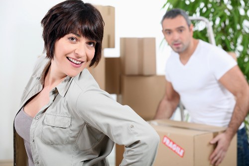Free quote policy for Kew Storage in a busy residential street