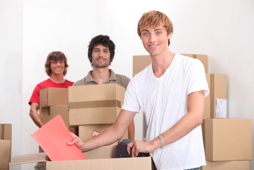 Secure mobile self storage option for Kew customers